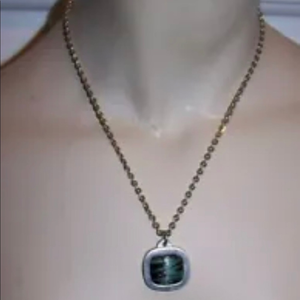 Gorgeous  Necklace w/ Green & Black Marbled Square Pendant